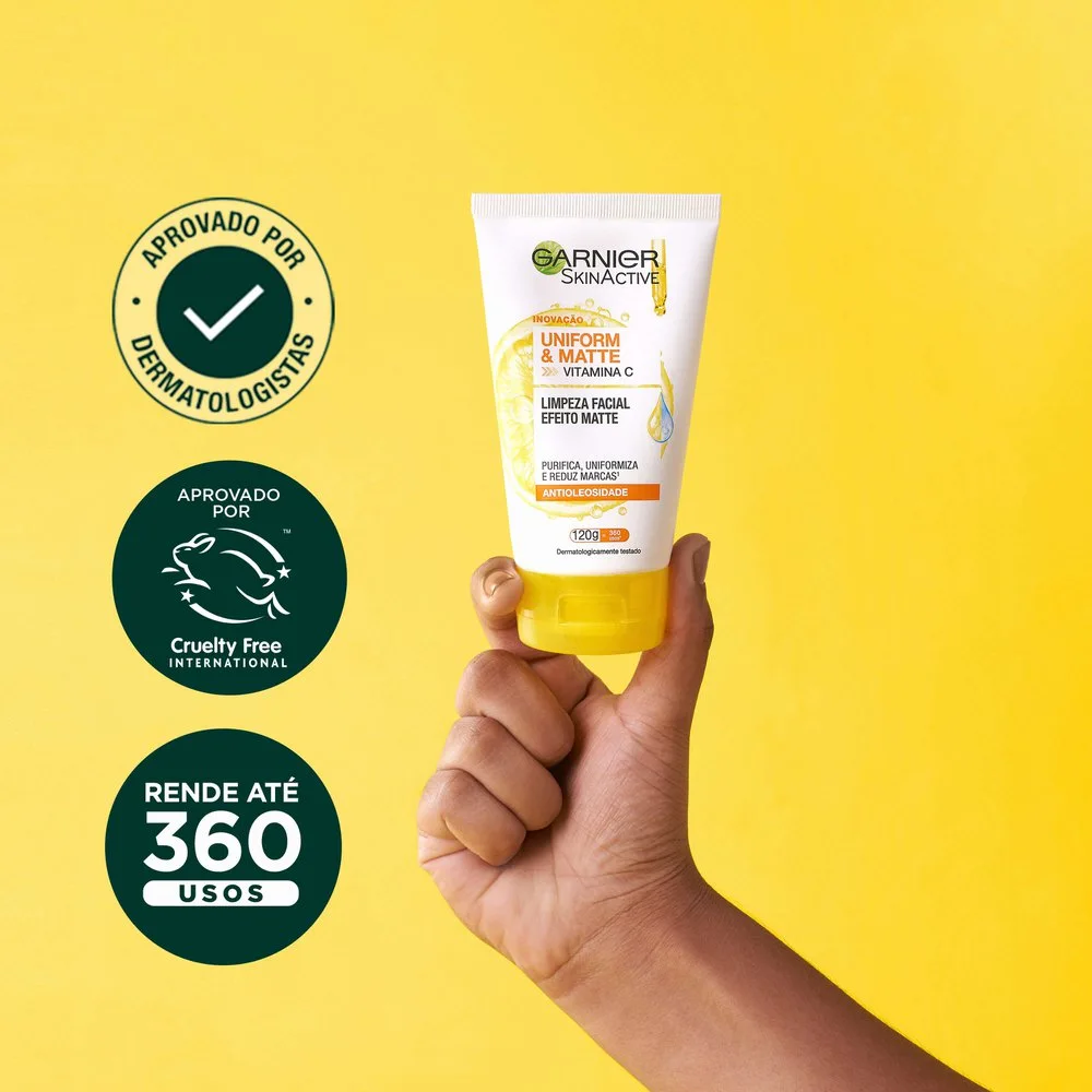 Sabonete Líquido Facial Garnier SkinActive Uniform & Matte com Vitamina C Antioleosidade 120g
